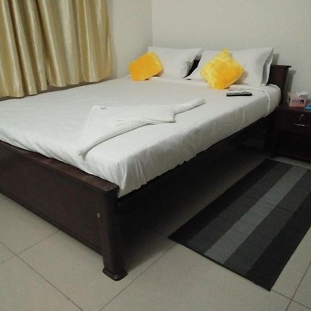 Deeya Suites Private Limited Bangalore Esterno foto