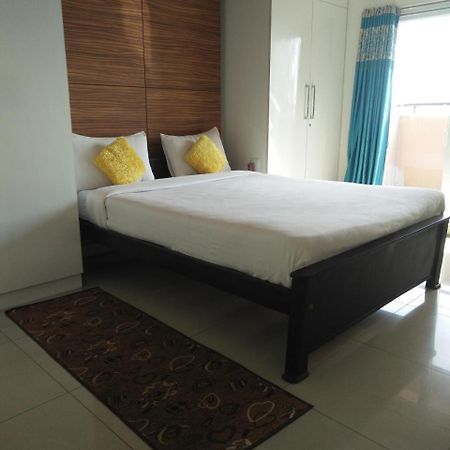 Deeya Suites Private Limited Bangalore Esterno foto